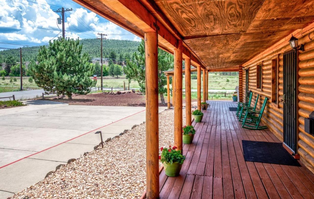 Quarter Horse Inn & Lodge Williams Exterior foto